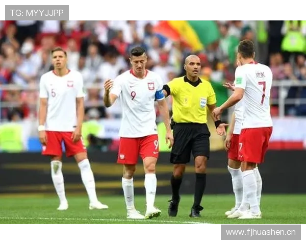 莱万与伊布之对比：终结效率与比赛风格的结构差异