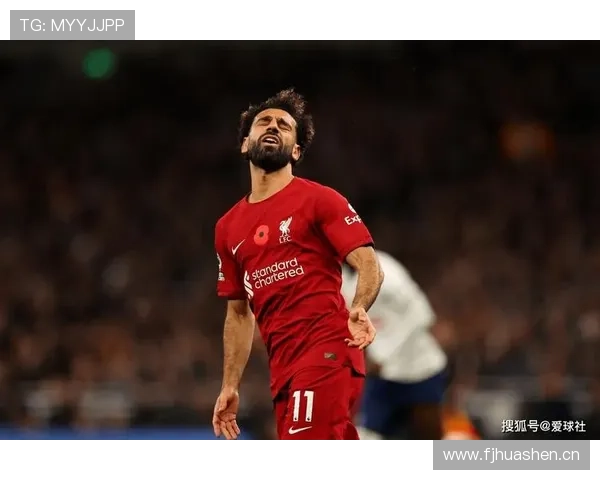 瓦伦西亚财政危机长期影响,对球队阵容稳定与竞争格局产生制约 瓦伦西亚财政危机长期影响,对球队阵容稳定与竞争格局产生制约