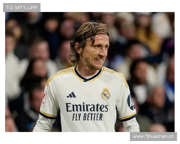 琼阿梅尼 vs 莫德里奇：经验差距如何影响中场控制？